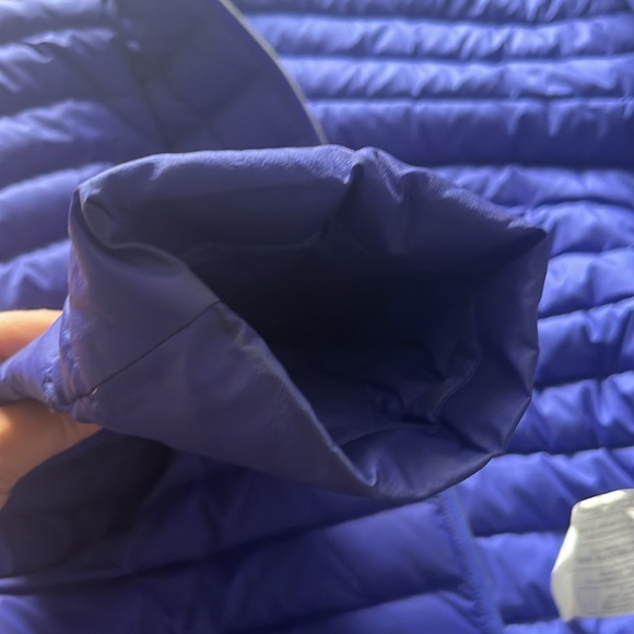 Lululemon jacket with hood - Picture 4 of 9